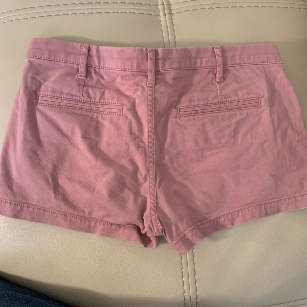 Express Shorts 💕 - Picture 2 of 5